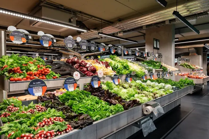 Mon Marché.fr puise dans l'assortiment de Grand Frais. Le rayon fruits et légumes des deux enseignes a d'ailleurs la même présentation.