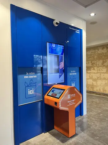 Le Leclerc drive piéton de Bordeaux Chartrons (33), doté d'un dropper Ouidrop. Photo : Ouidrop.