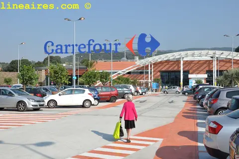 import_image_Carrefour-a-achete-un-hyper-et-trois-supers-en-Corse.jpg