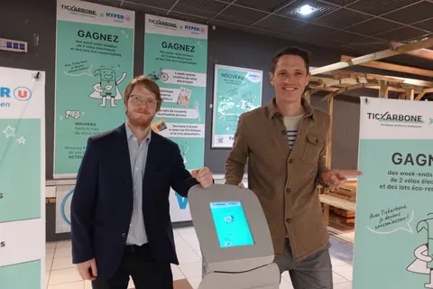 Guillaume Desrocques et Xavier Seyrig, fondateur et associé Tickarbone. 