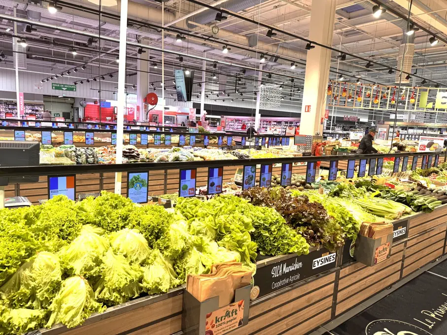 La place accordée à la zone marché a été portée à 23% de la surface de vente, soit environ 3.000 m².