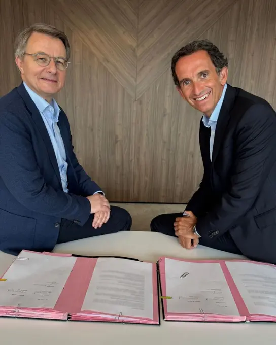 08 juillet 2025 : Coopérative U n'est plus seul aux achats. Le distributeur indépendant noue une alliance à l'échelle européenne avec Carrefour e
