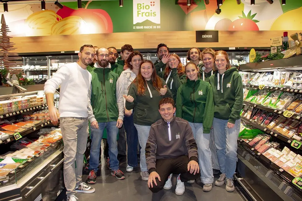 L'équipe du nouveau Biofrais de Domancy. L'enseigne appartient au groupe Prosol (Grand Frais, Fresh, mon-marché.fr).